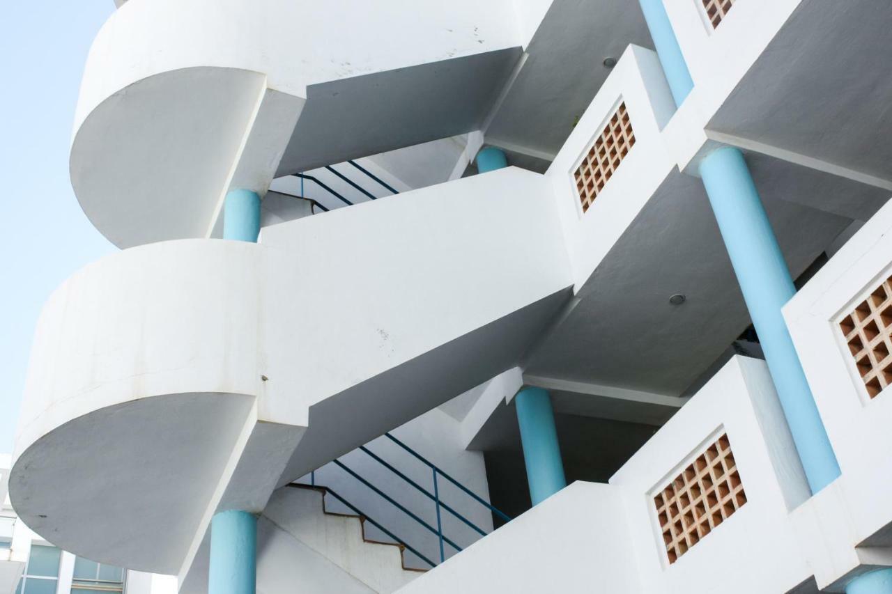 알테아 Atico-Loft Frente Al Mar Con Piscina Y Parking 아파트 외부 사진